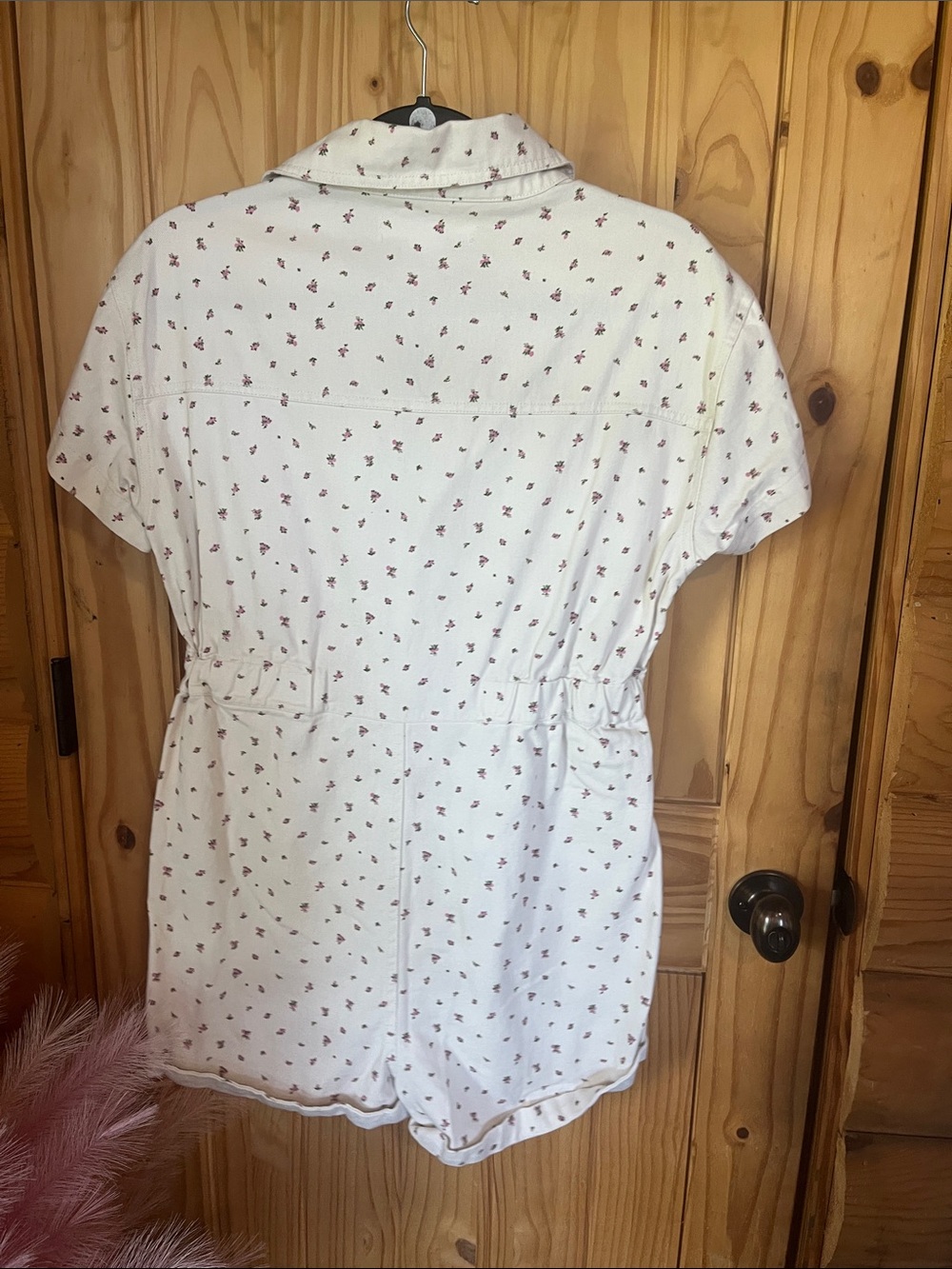 Altar'd State Cream Floral Button-Front Short Romper - Picture 5 of 7